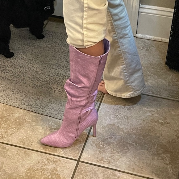 Pink Metallic Dagget Western Boots Size 6.5M. - Picture 5 of 5
